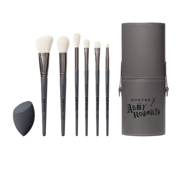 X Abby Roberts Essential Brush Set 7 PCS