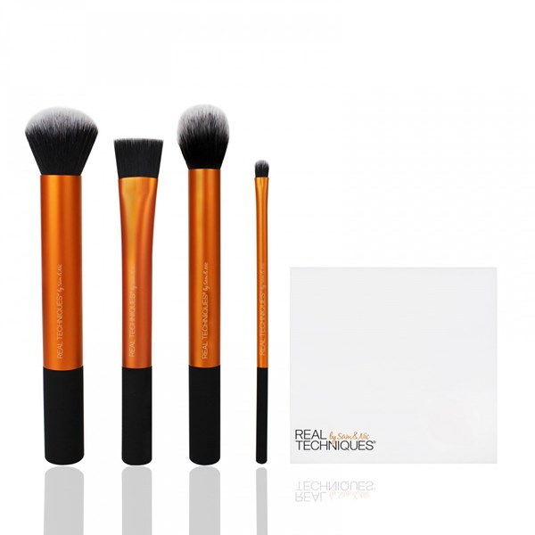 Real Techniques brush set for applying basic makeup