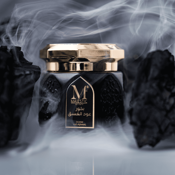 Dusk Oud contains 6 types of oud oil, sandalwood and amber, and the fermentation period is more than 60 days.