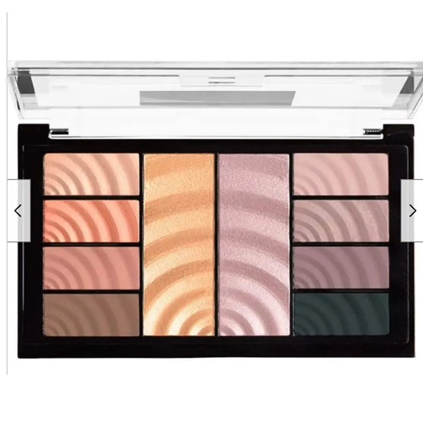 Total Temptation Eyeshadow Palette